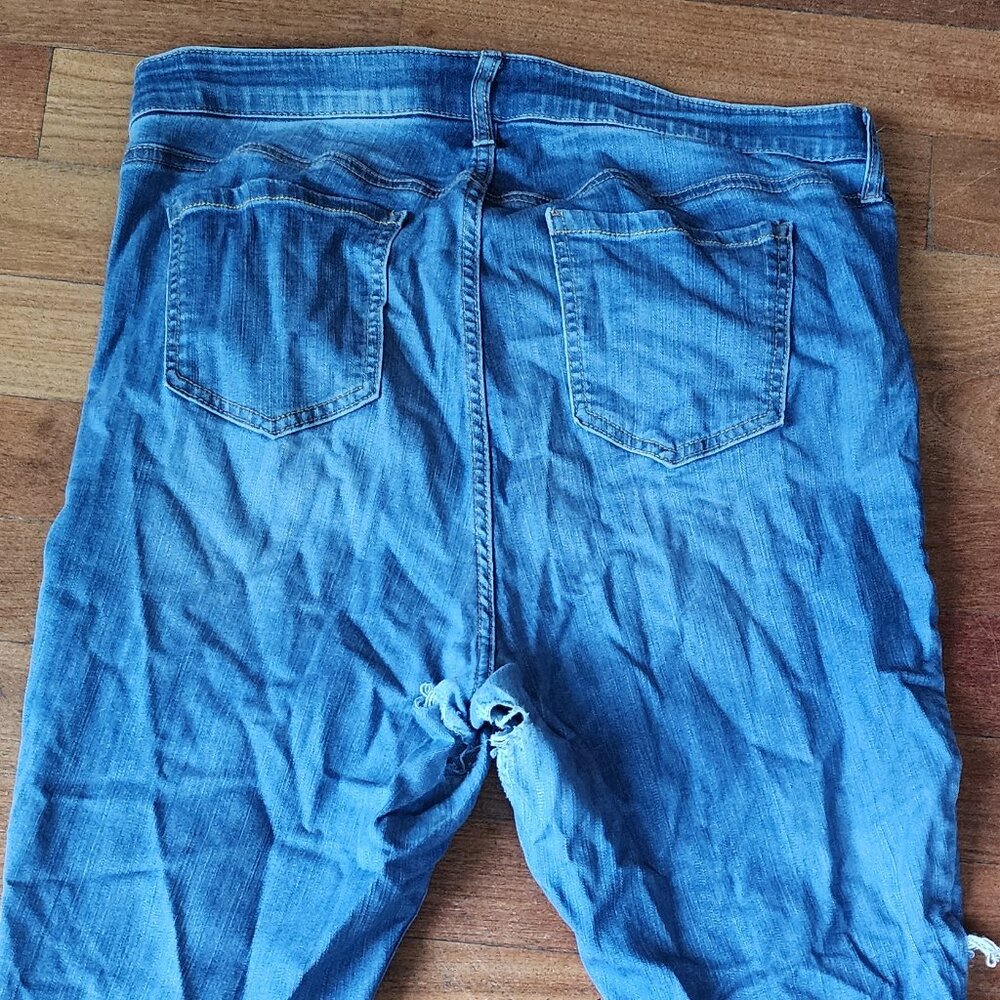 Torrid Sky High Skinny Ripped Jeans Size 18 - Picture 16 of 16
